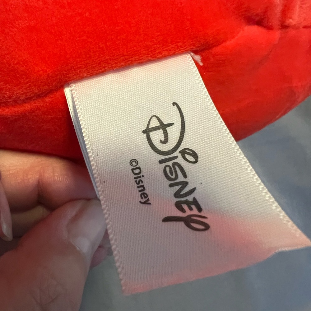 Set of Mickey and Minnie 9 Inch Valentines Squishmallows - Picture 8 of 9